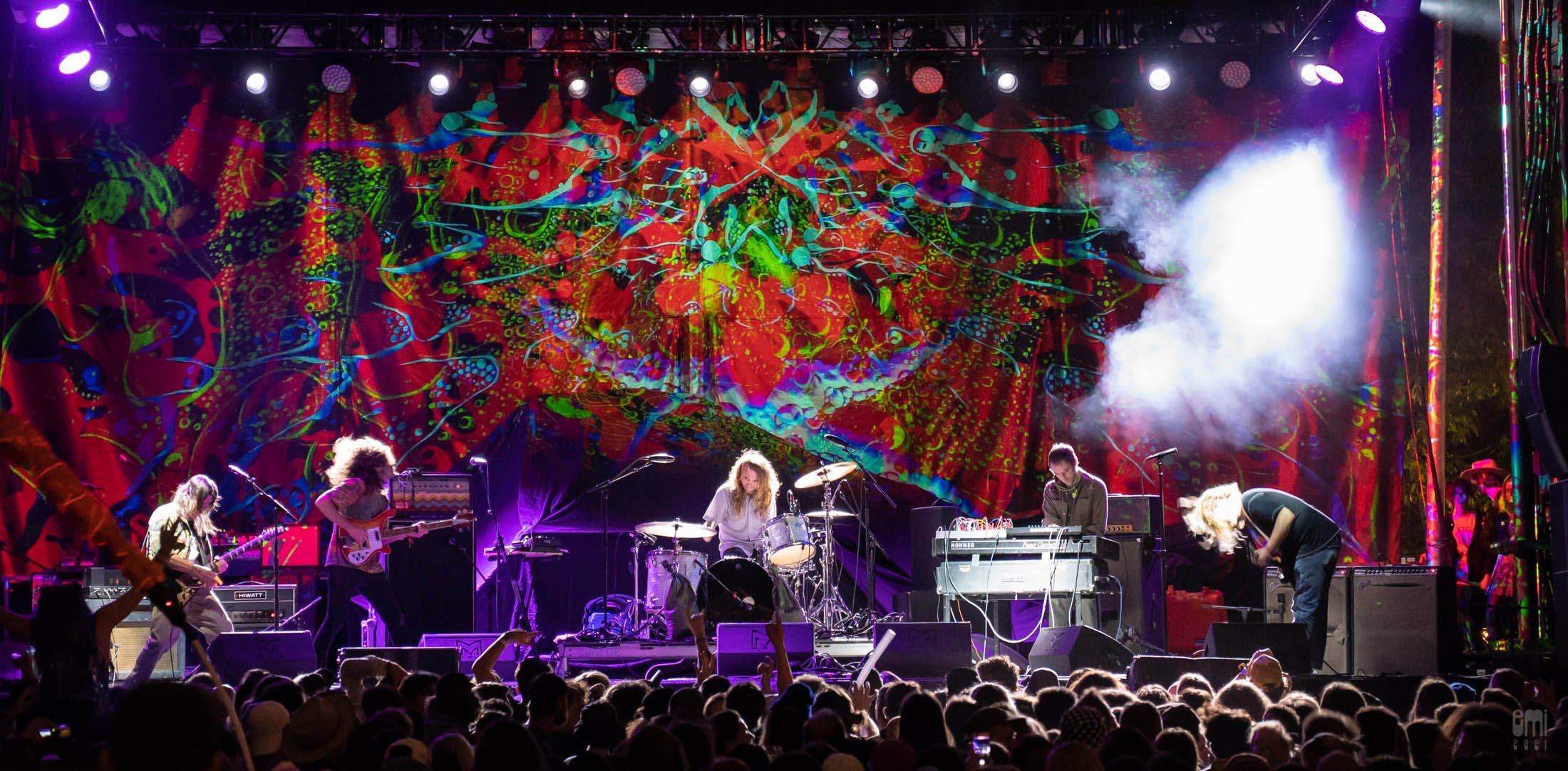 20211112 Ty Segall with Mad Alchemy Liquid Light Show at Desert Daze 2021, photo by emi