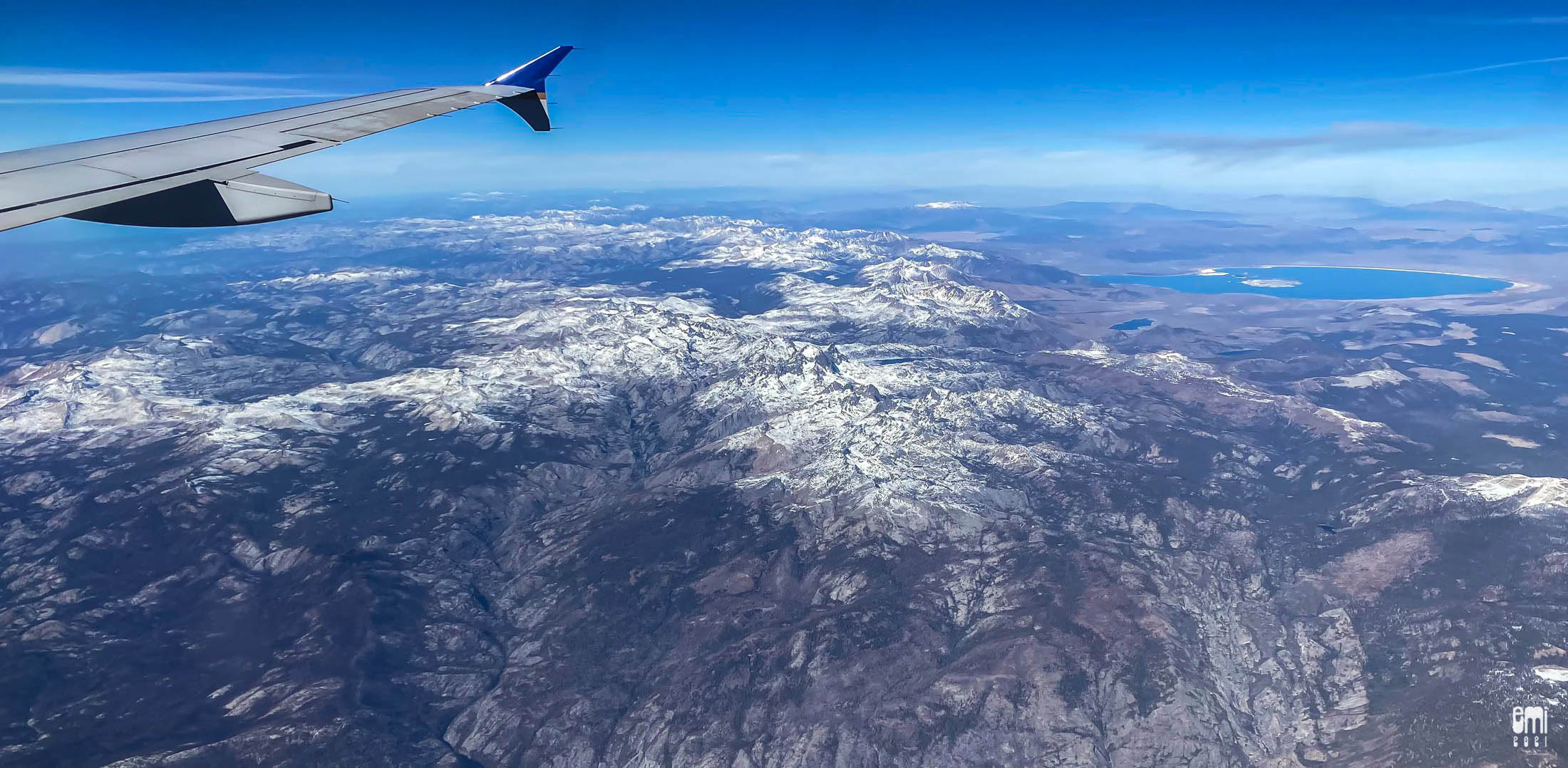 20211108 1:35pm Aerial view from a flight from Denver CO to San Jose CA, Mono Lake, Grant Lake, June Lake, Mt Dana, Mt Lewis, Yosemite, Potato Peak, photo by emi