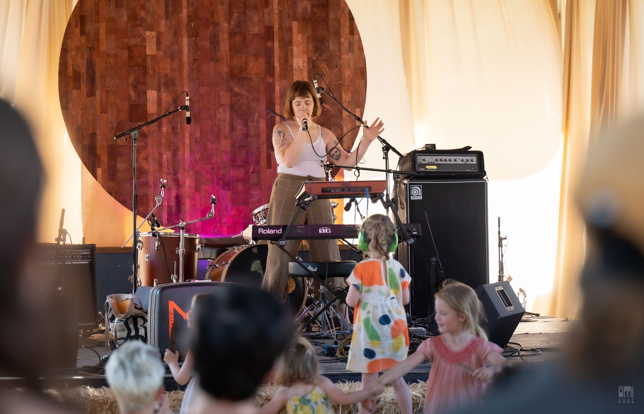 20220611 Madeline Kenney at Huichica Music Festival 2022 Sonoma CA. photo by emi