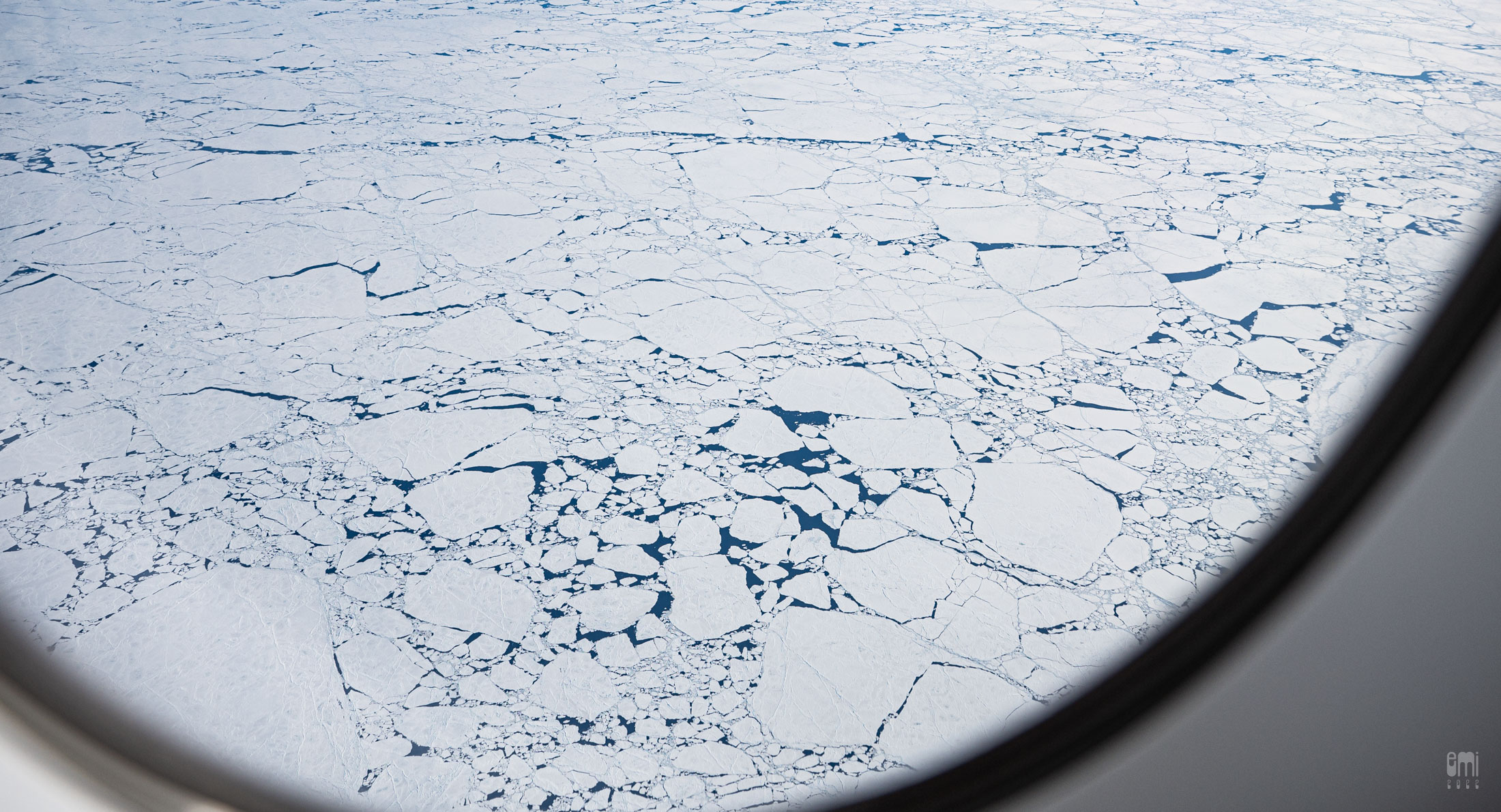 20220628 Arctic Ocean from Finnair emi-9554