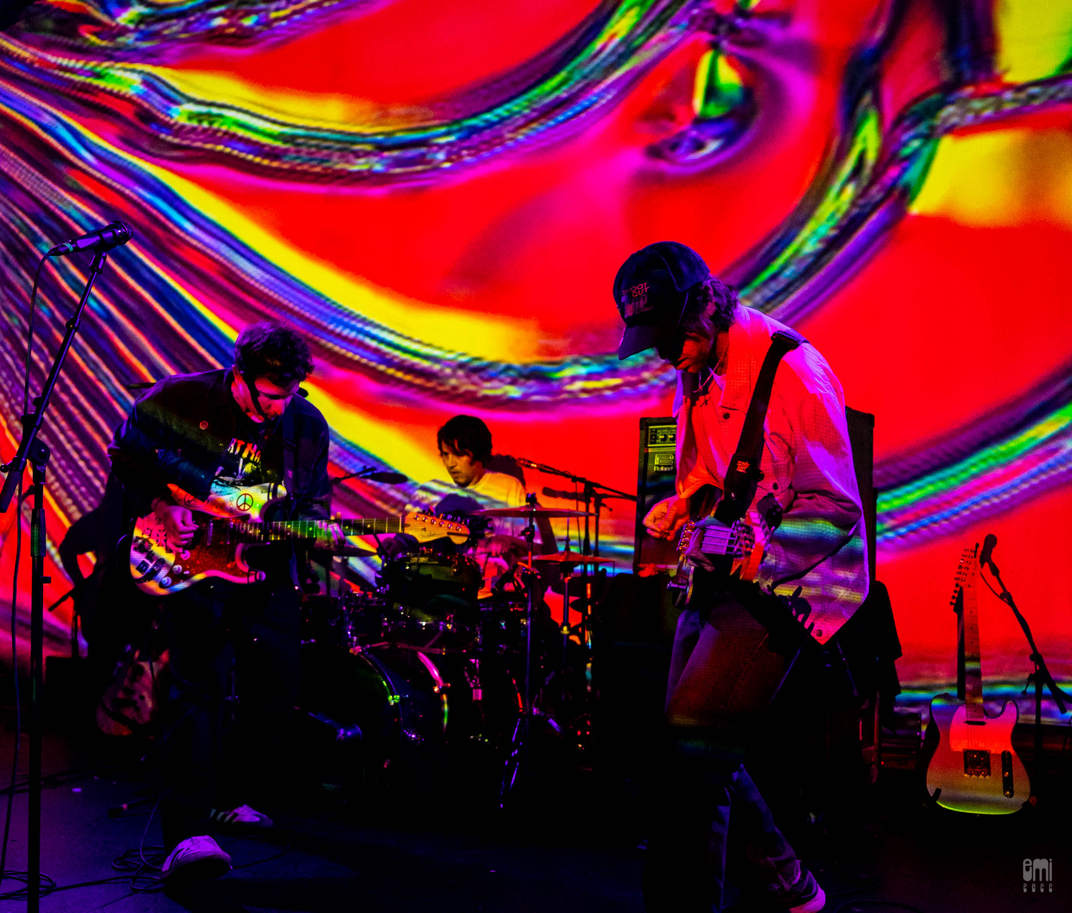 20221018 BEACH FOSSILS with Zach Rodell Video Projection at The Chapel SF. photo by emi