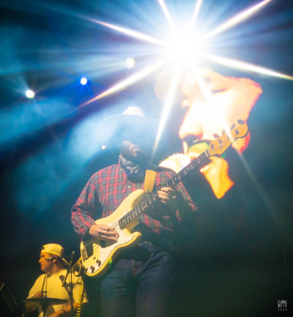 Photography - 2022.10.30 August Hall Presents Ginger Root with Vicky ...