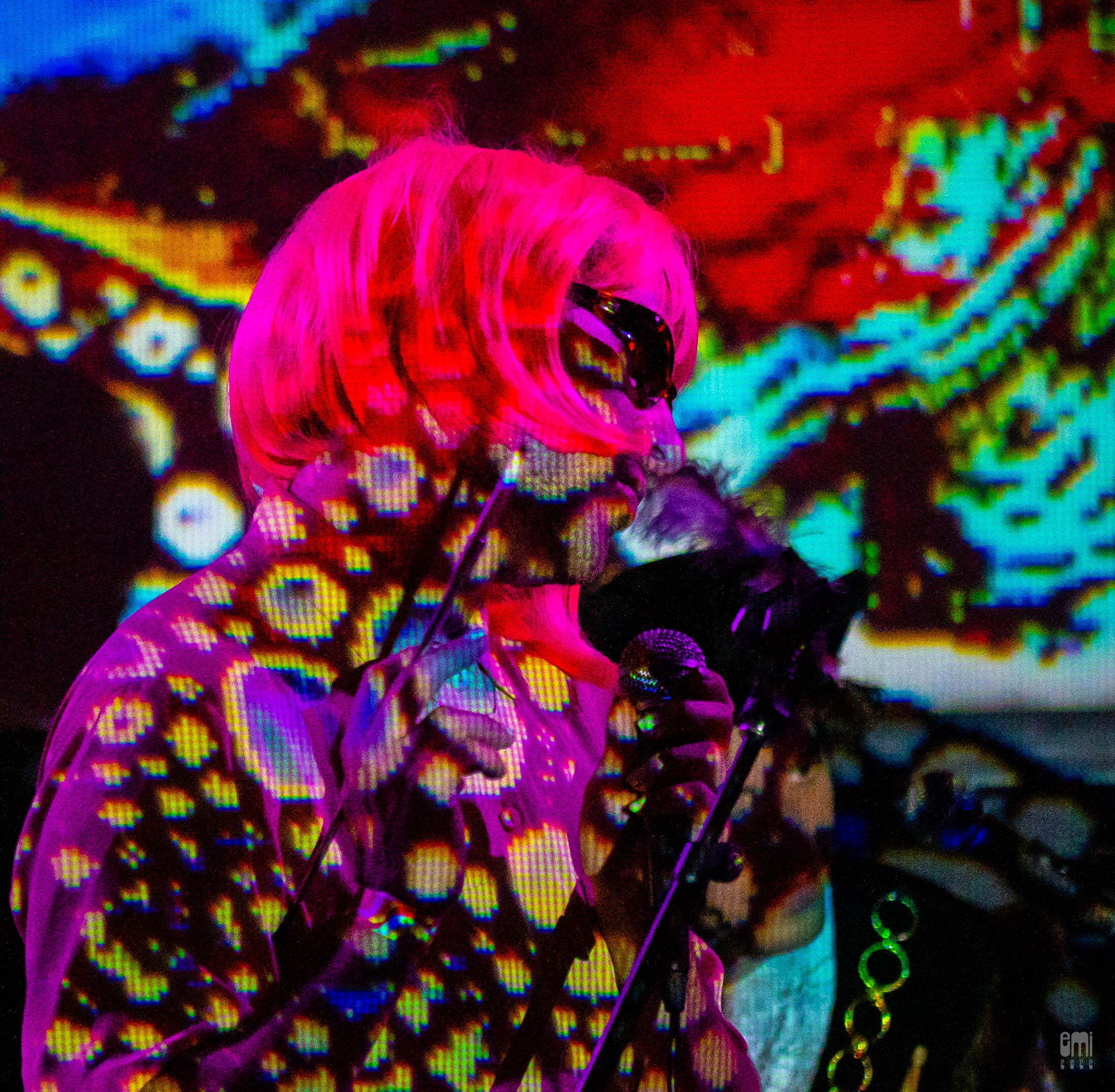 20221031 Sold Out Halloween Extravaganza with Drugdealer and Mad Alchemy Liquid Light Show at The Chapel SF. photo by emi