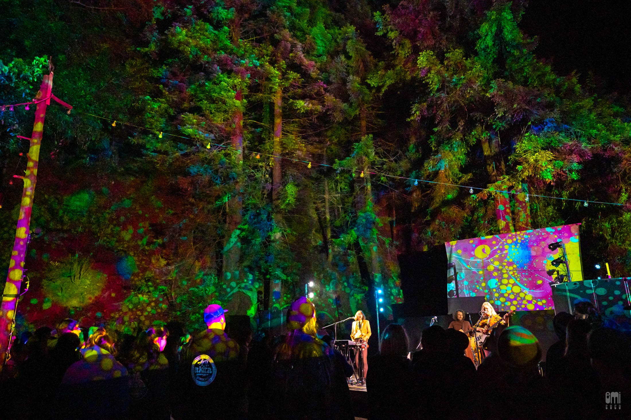 2023.5.18 Shannon and the Clams with Mad Alchemy Liquid Light Show at Henry Miller Memorial Library, B﻿ig Sur, CA. photo by emi