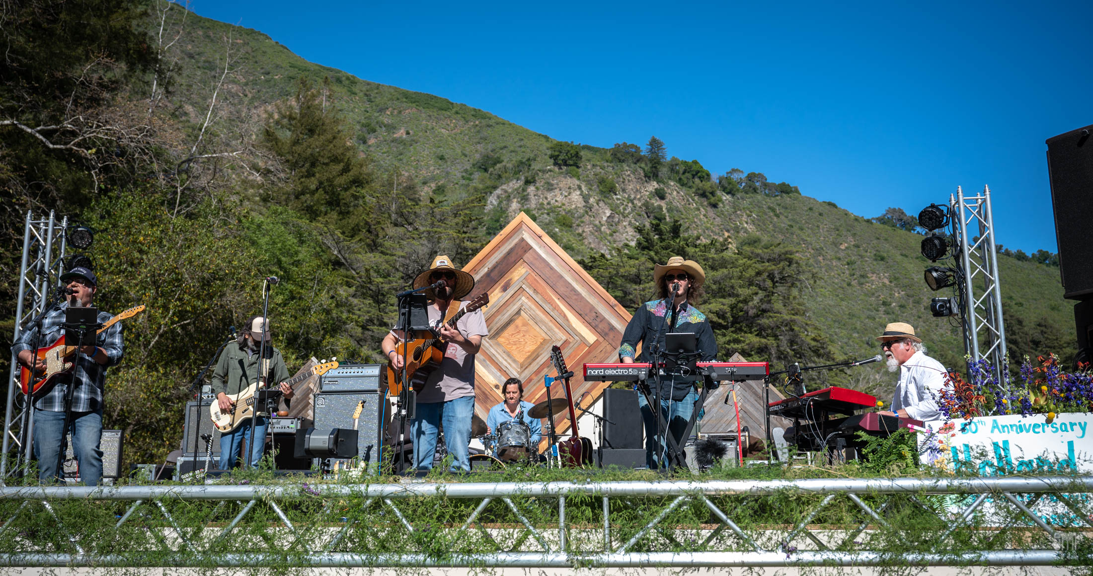 2023.5.20 HIPNIC XIV - BEACH BOYS HOLLAND 50TH TRIBUTE SET at Fernwood, Campground and Resort Big Sur CA. photo by emi