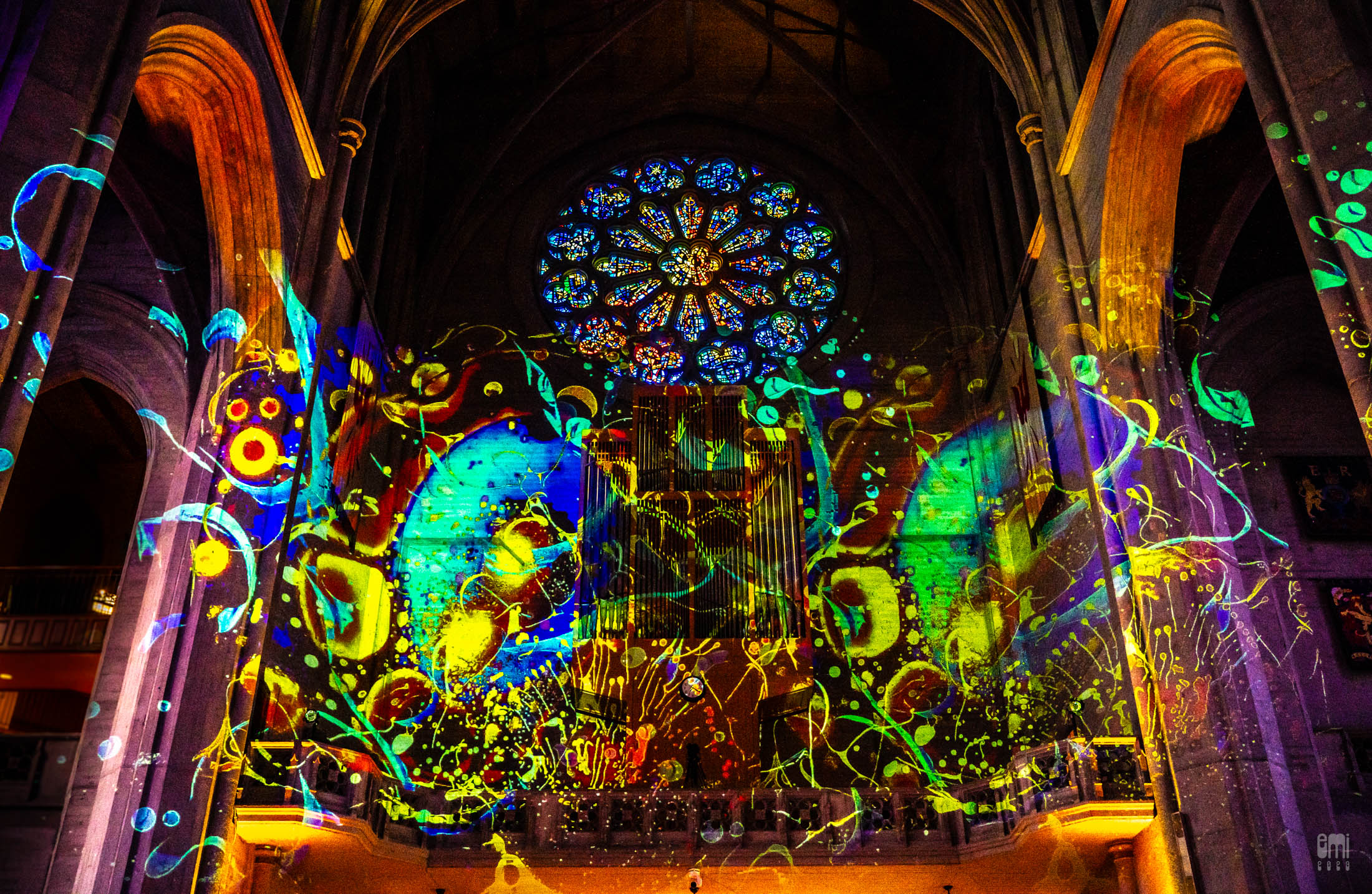 2023.6.21 TILTA Celebration of Light and Music on the Summer Solstice with Nikola Printz, Efraín Solís, Ronny Michael Greenberg, and Mad Alchemy Liquid Light Show at Grace Cathedral, SF, CA. photo by emi